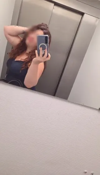 Alba, 34 años