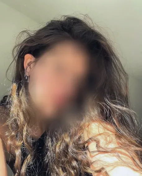 Yesenia, 19 años